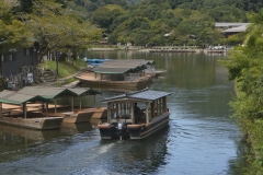 20230828124841__A740849-Sommerurlaub Japan--Kyoto Arashiyama-Katsura Fluss Boot-Gx1